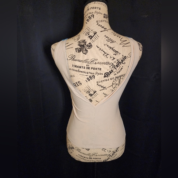 Reference Tank Top - Picture 4 of 5